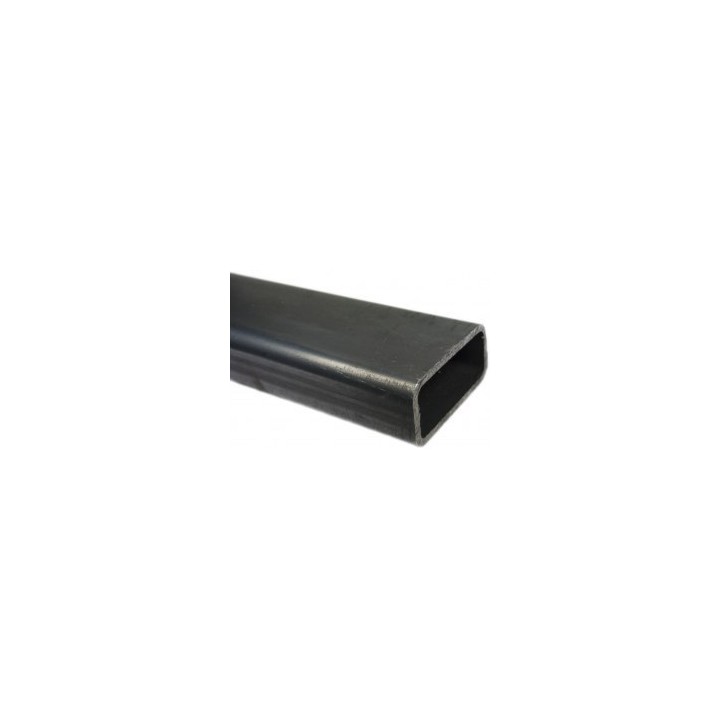 Profil stalowy zamknięty 30x18x2 długość 3000 mm