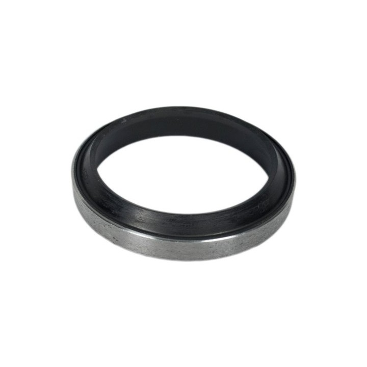 Pierścień zgarniający 40x48x5/7 ZZ