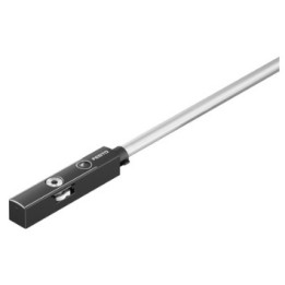 Czujnik magnetyczny SME-10M-DS-24V-E-0,3-L-M8D FESTO
