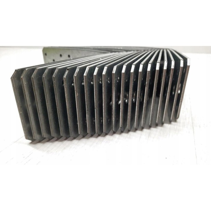 ŁĄCZNIK BUDOWLANY Z PRZETŁOCZENIEM 150*150*65*2.5 mm