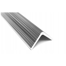 Kątownik aluminiowy ryflowany 20x20x2,5 dł. 2000 mm